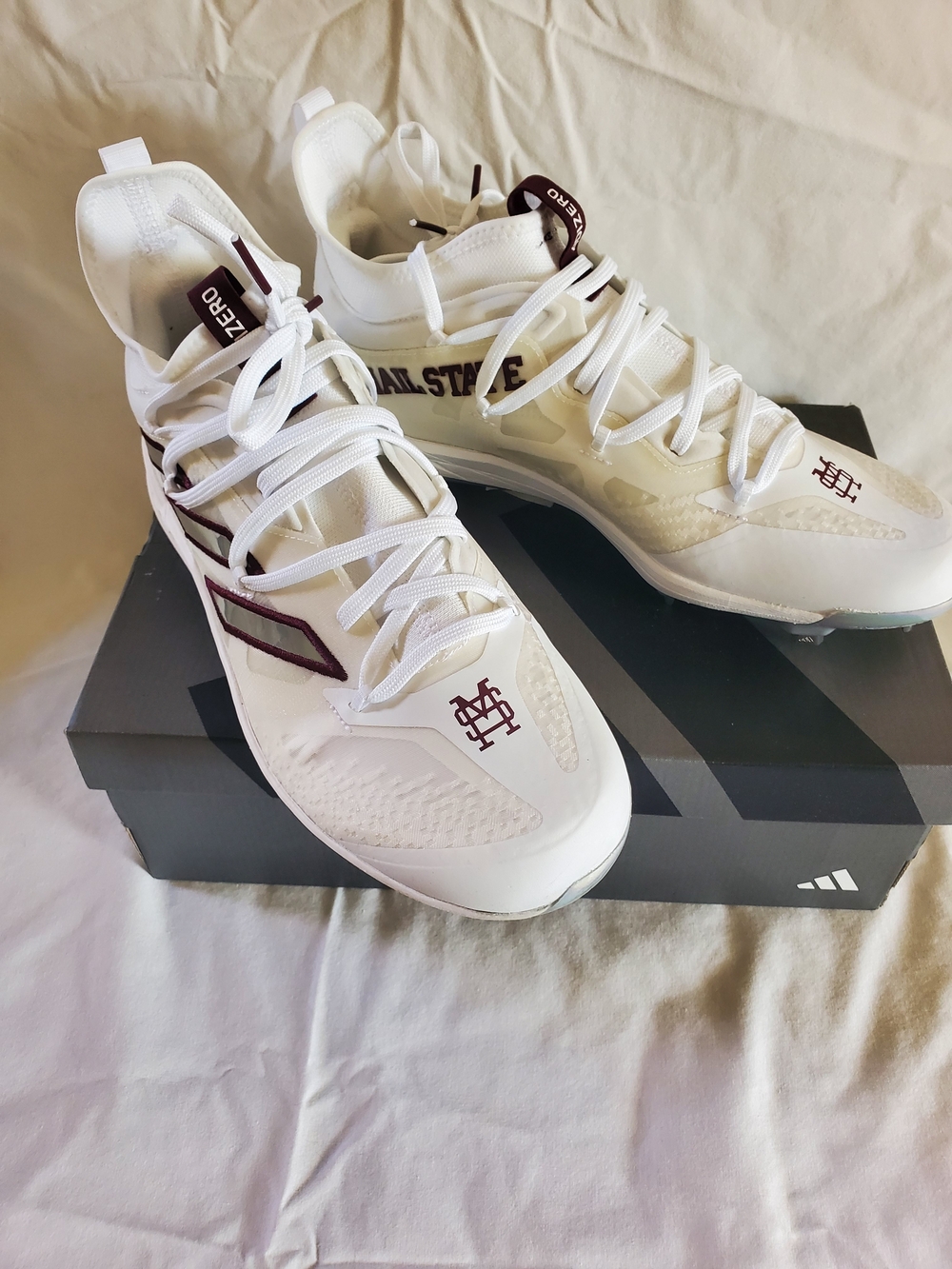 adidas Men’s White & Maroon Athletic Cleats - All-Star Branding